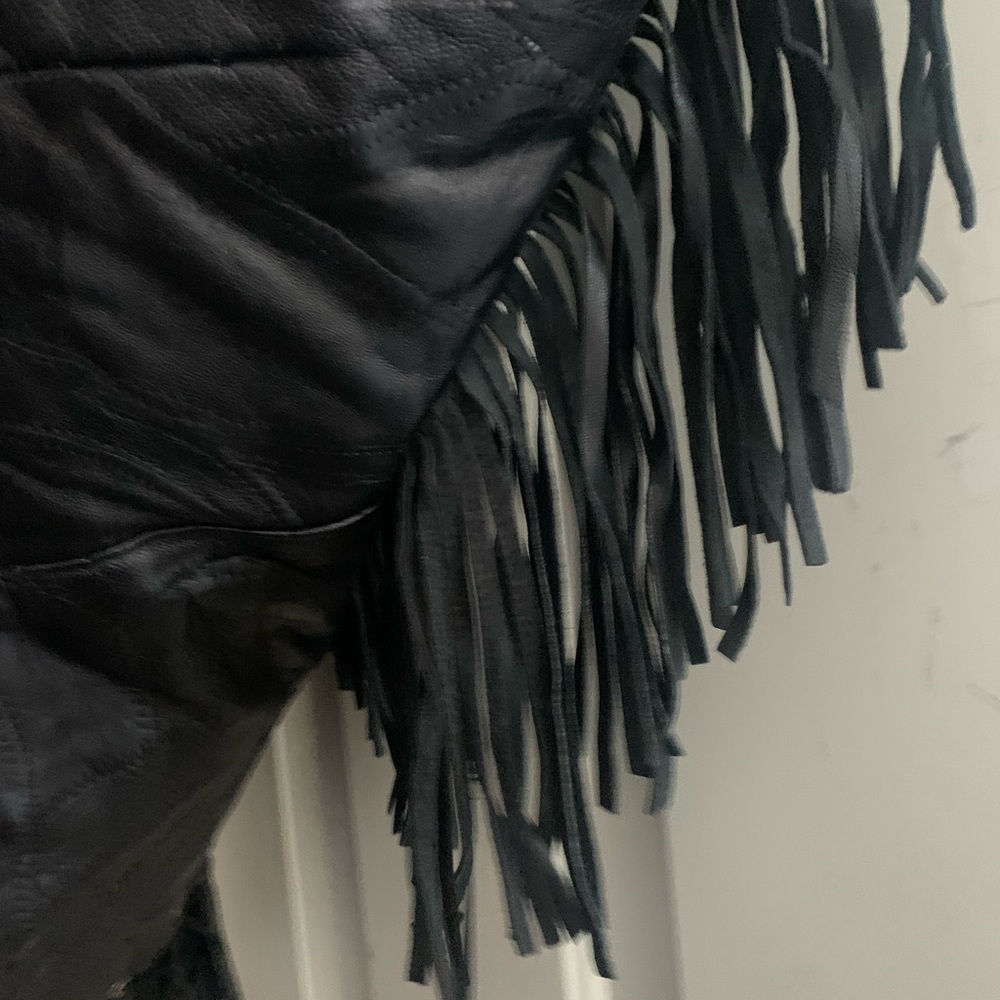 Genuine Leather Women's Fringe Vest - Picture 14 of 15